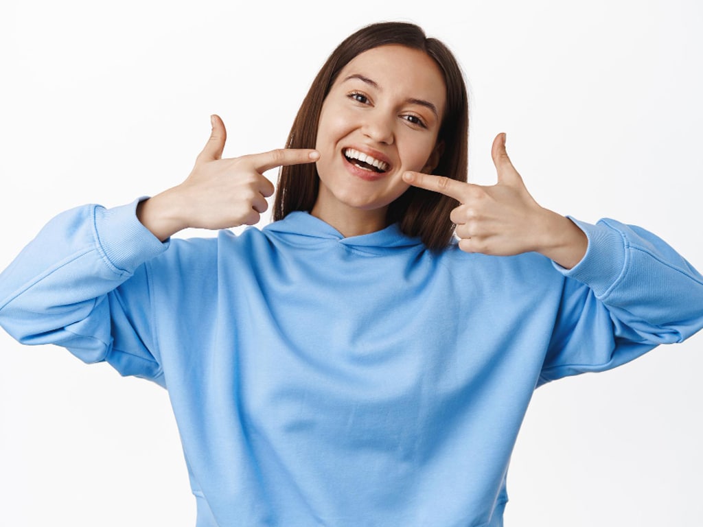 Teeth-Whitening-and-Restorations-What-You-Need-to-Know
