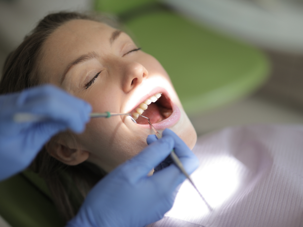 Dental Implants vs. Bridges vs. Partial Dentures_ Replacing Your Extracted Tooth in Caledonia Dental Implants vs. Bridges vs. Partial Dentures_ Replacing Your Extracted Tooth in Caledonia